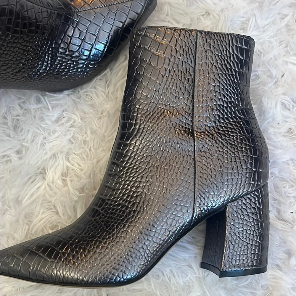 Marc Fisher Silver Ankle Boots - Picture 3 of 10